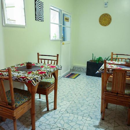 Tea House Bnb Кігалі Екстер'єр фото